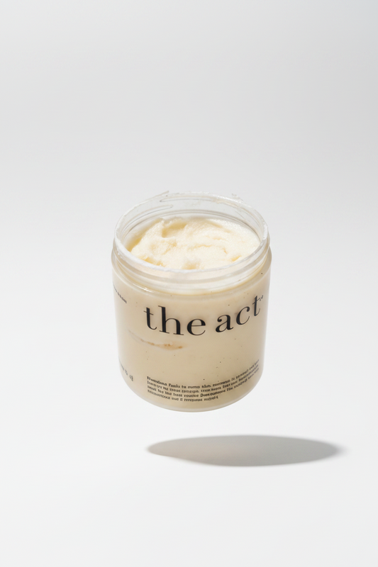 The Act Body Balm Exfoliant cu Sea Salt și Coconut, 300 g